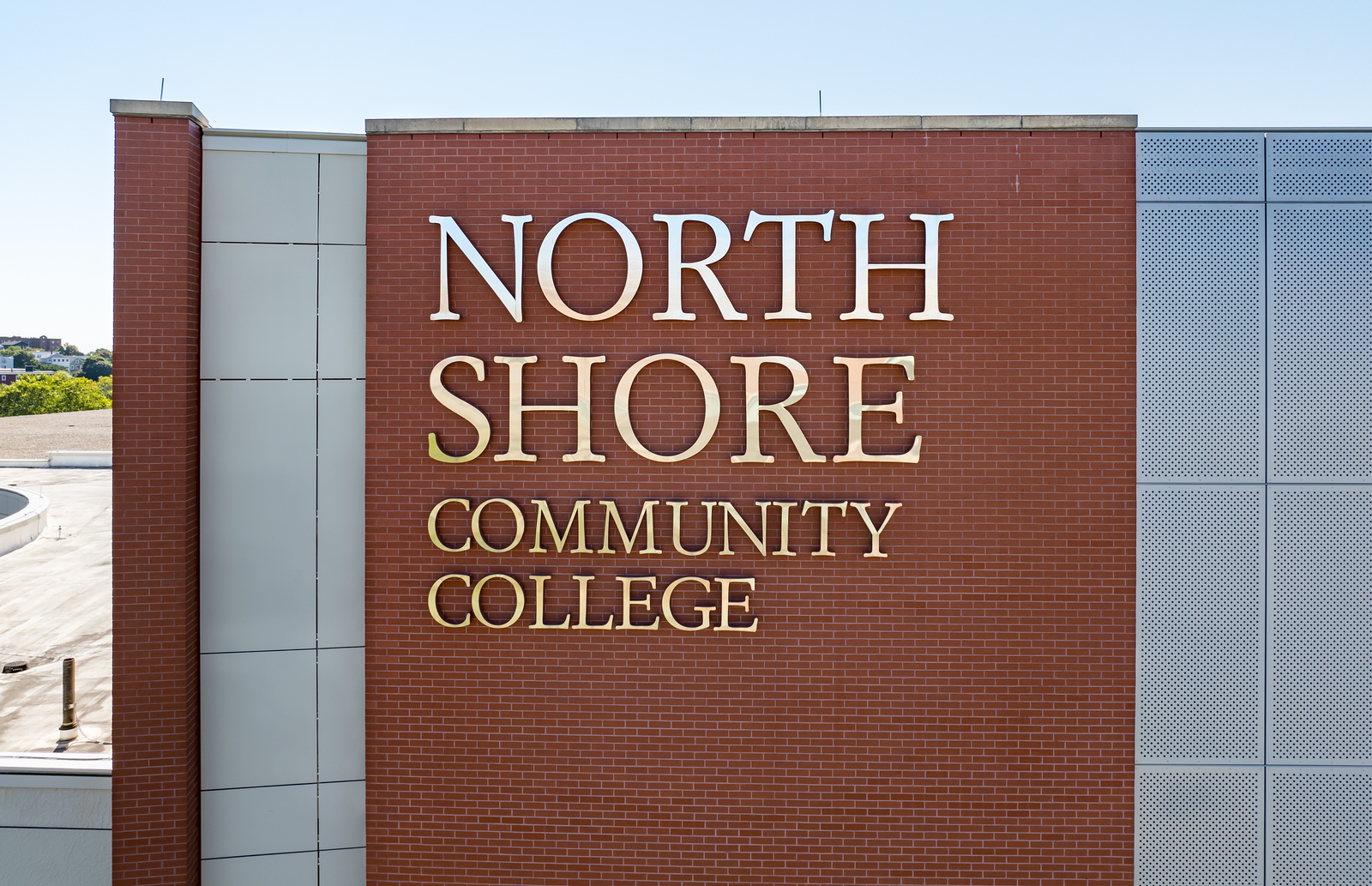A sign that reads 'North Shore Community College'