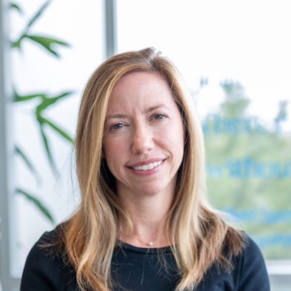 Mary Albanese Academic Advisor